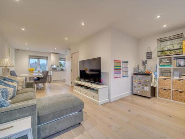 House 4 Bedroom For Sale Londres Greater London 485000 ES100684830