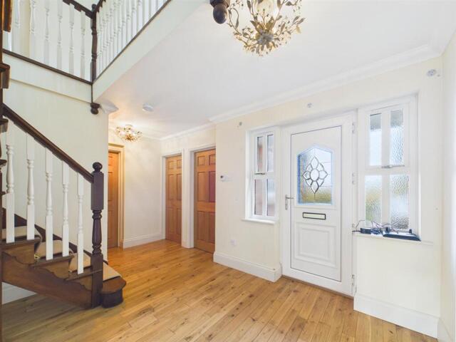 House 4 Bedroom For Sale Little Cawthorpe Little Cawthorpe 650000 ES100881355