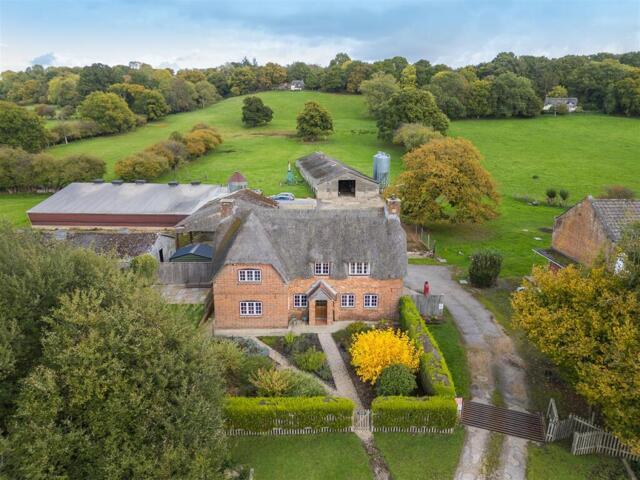 House 4 Bedroom For Sale North Gorley North Gorley 1660000 ES101931581