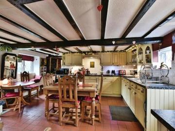 House 4 Bedroom For Sale Stockport Greater Manchester 700000 ES101777742