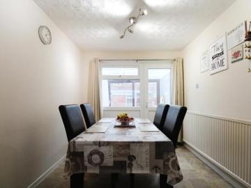 House 4 Bedroom For Sale Peterborough Peterborough 215000 ES101677983
