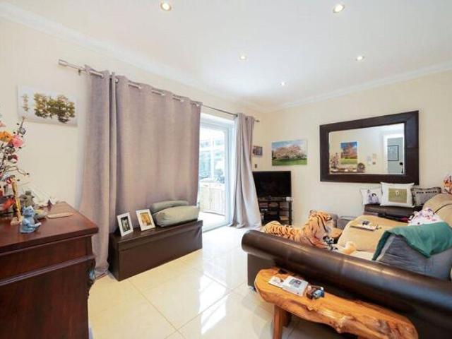 House 4 Bedroom For Sale Watford Hertfordshire 1100000 ES101168298