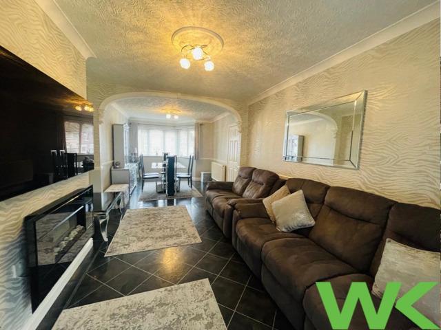 House 4 Bedroom For Sale West Bromwich Sandwell 415000 ES100786834