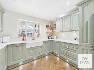 House 4 Bedroom For Sale Thurrockc Thurrock 750000 ES101678821
