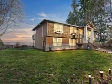 House 4 bedrooms in Other Kitsap Cty