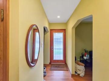 House 4.5 Bedroom For Rent Calgary AB 3000 ES103542225