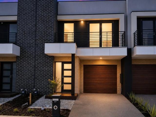 house 57 Airmaid Drive, Williams Landing
