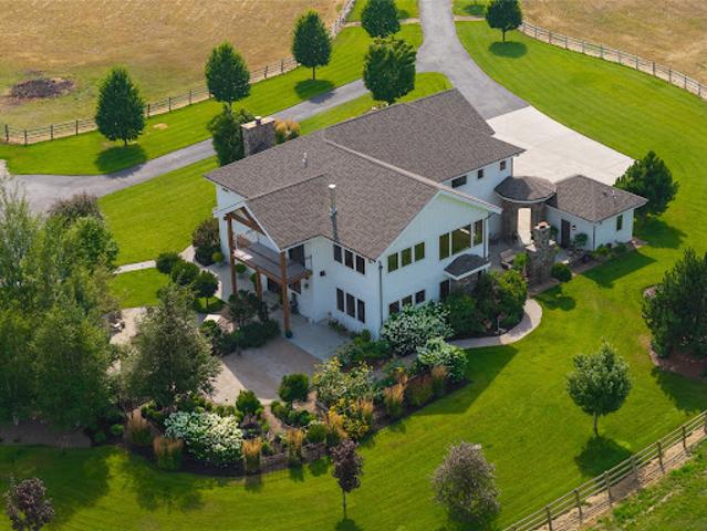 House with terrace