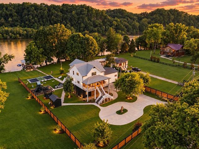 House with pool