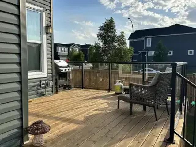 House 5 Bedroom For Rent Calgary AB 4200 ES104362642