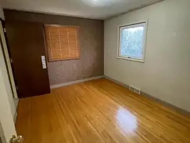 House 5 Bedroom For Rent Calgary AB 2400 ELS104972075