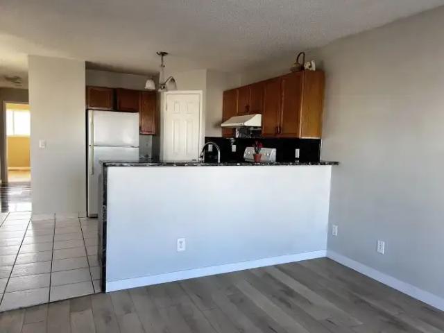 House 5 Bedroom For Rent Calgary AB 2400 ES105378219
