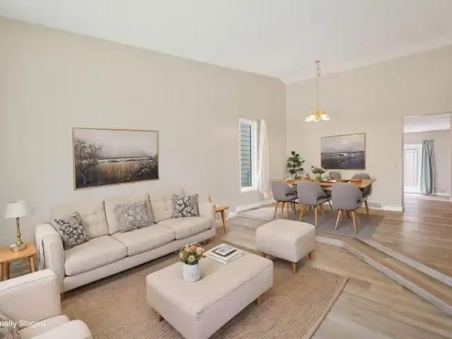 House 5 Bedroom For Rent Calgary AB 2580 ES105110847