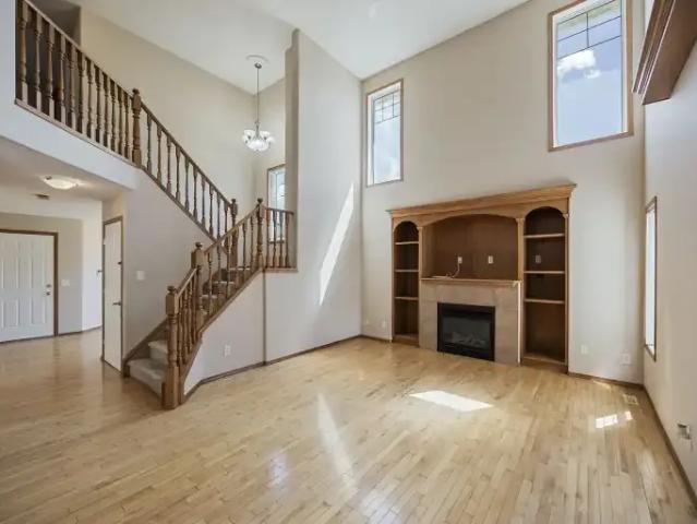 House 5 Bedroom For Rent Calgary AB 2699 ES103594274