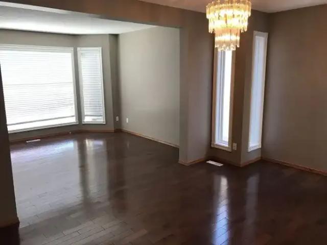 House 5 Bedroom For Rent Calgary AB 2700 ES105100816