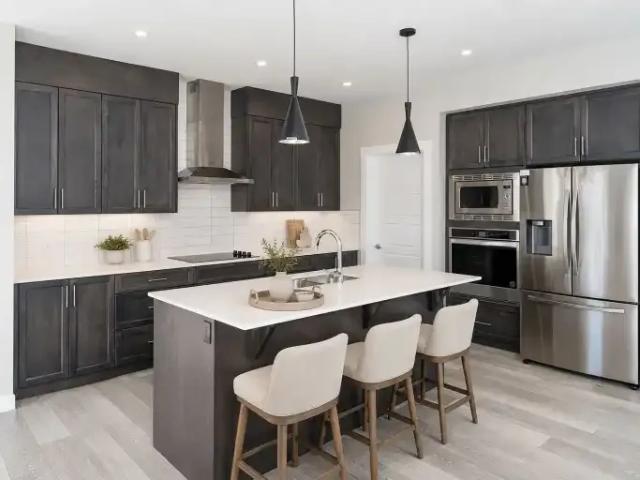 House 5 Bedroom For Rent Calgary AB 3600 ES105198548