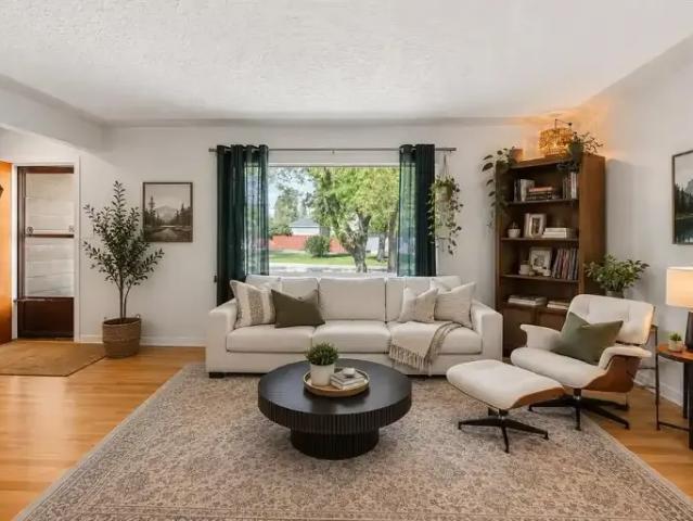 House 5 Bedroom For Rent Calgary AB 3795 ES105506077
