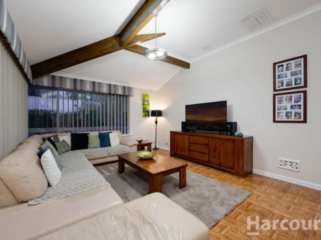 House 5 Bedroom For Rent Currambine WA ES106008447