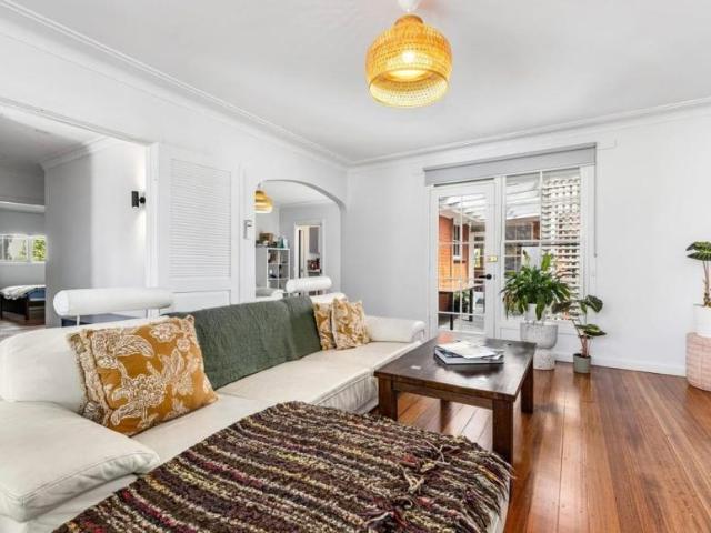 House 5 Bedroom For Rent Balwyn North VIC ES105865464