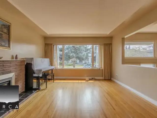 House 5 Bedroom For Rent Burnaby BC 4500 ES105023330