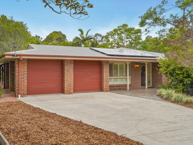 House 5 Bedroom For Rent Burpengary QLD ES105152639