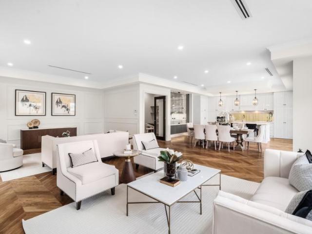 House 5 Bedroom For Rent Glen Waverley VIC ES105865655
