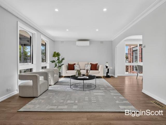 House 5 Bedroom For Rent Glen Waverley VIC ES105865383