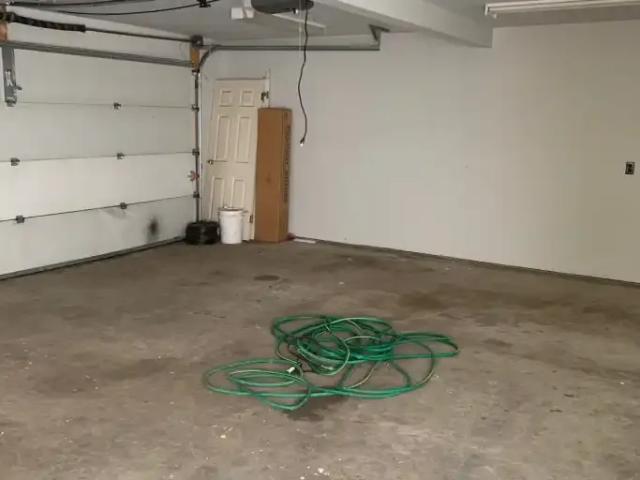 House 5 Bedroom For Rent Edmonton AB 1950 ES104840856