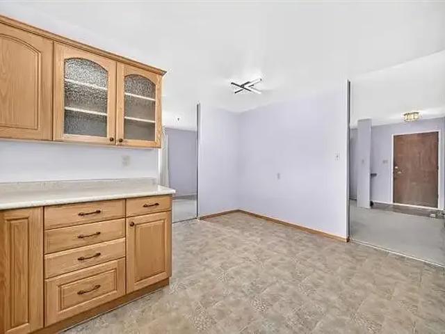 House 5 Bedroom For Rent Edmonton AB 2495 ES105394821