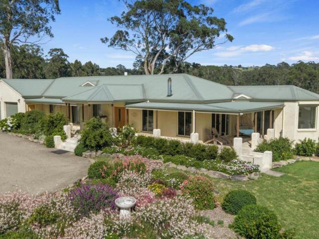 House 5 Bedroom For Rent Korumburra VIC ES105944050