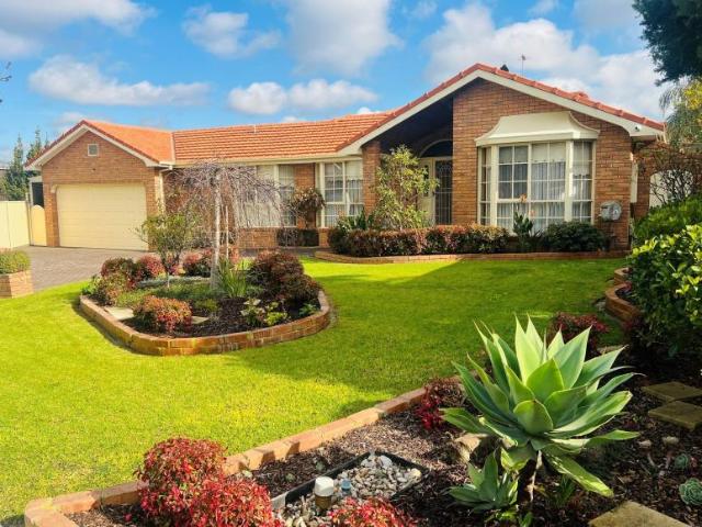 House 5 Bedroom For Rent Keilor VIC 1450000 ES102768087