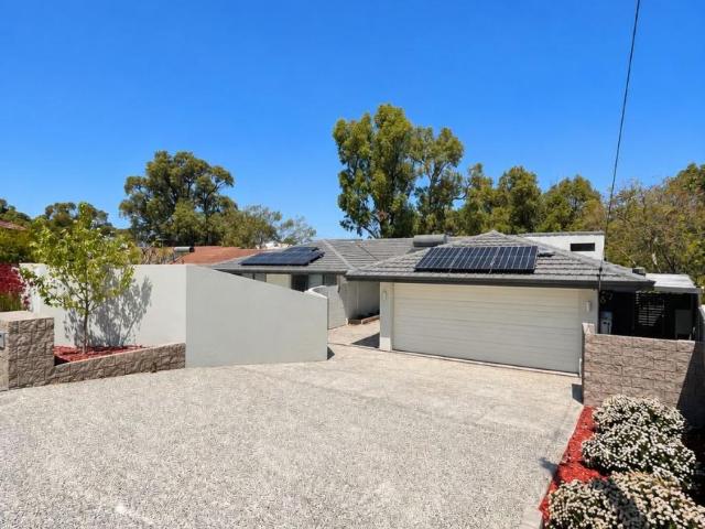 House 5 Bedroom For Rent Hillarys, WA 1500 ES106068129