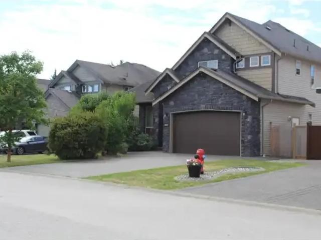 House 5 Bedroom For Rent Langley BC 3800 ES103695237