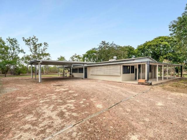 House 5 Bedroom For Rent Livingstone NT ES105943927