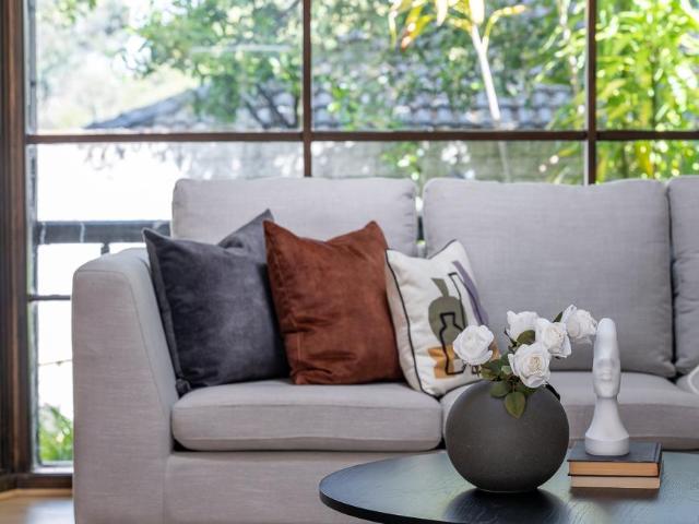 House 5 Bedroom For Rent Mount Waverley VIC ES105865368