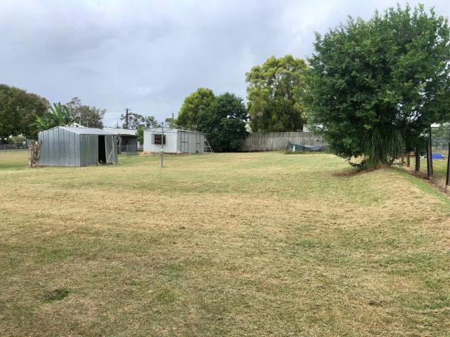 House 5 Bedroom For Rent MONTO QLD 380000 ES104952656