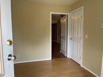 House 5 Bedroom For Rent Maple Ridge BC 3000 ES103568499