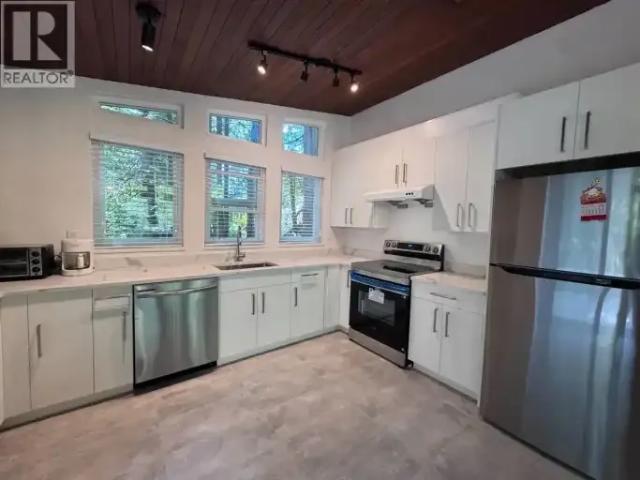 House 5 Bedroom For Rent Maple Ridge BC 4000 ES105151086