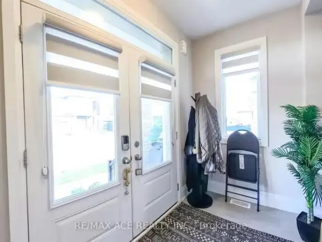 House 5 Bedroom For Rent Milton ON 4200 ES103840326