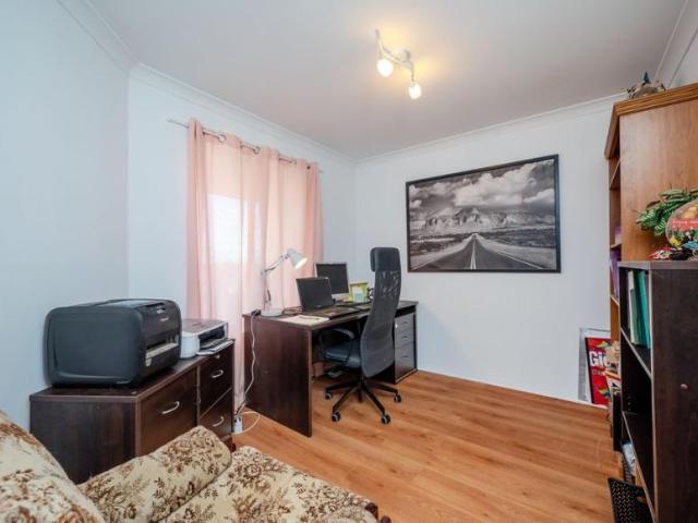 House 5 Bedroom For Rent Mindarie, WA ES104327128