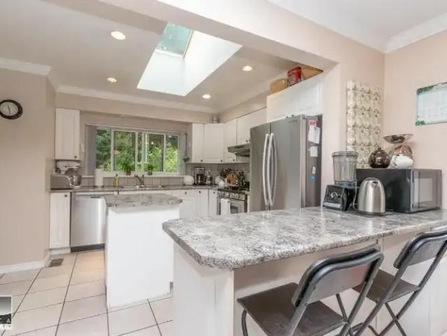 House 5 Bedroom For Rent North Vancouver BC 6500 ES105877693