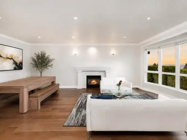 House 5 Bedroom For Rent North Vancouver BC 7500 ES103695169