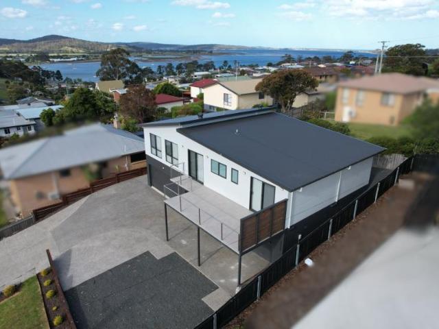 House 5 Bedroom For Rent St Helens TAS 895000 ES106030350
