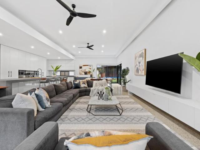 House 5 Bedroom For Rent Park Orchards VIC ES105819956