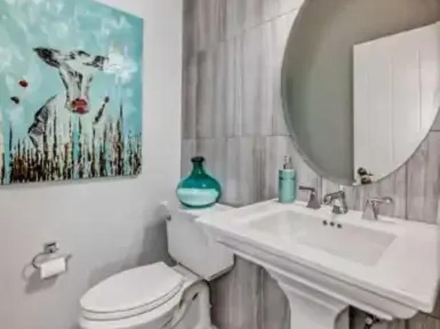 House 5 Bedroom For Rent Red Deer AB 3900 ES104434318