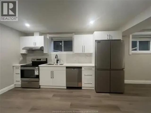 House 5 Bedroom For Rent Windsor ON 890 ES104471076