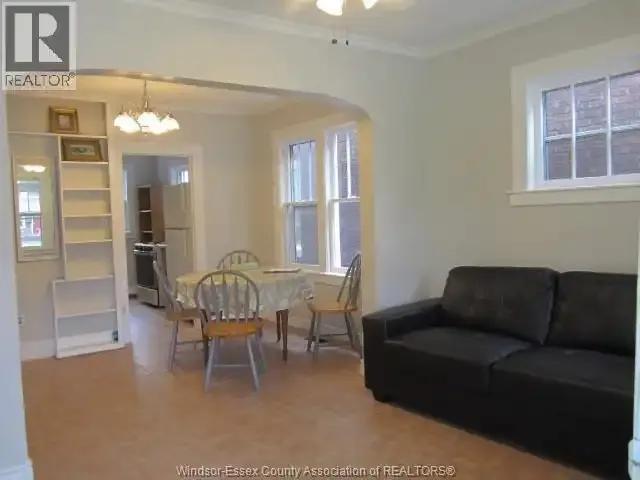 House 5 Bedroom For Rent Windsor ON 2100 ES104941029