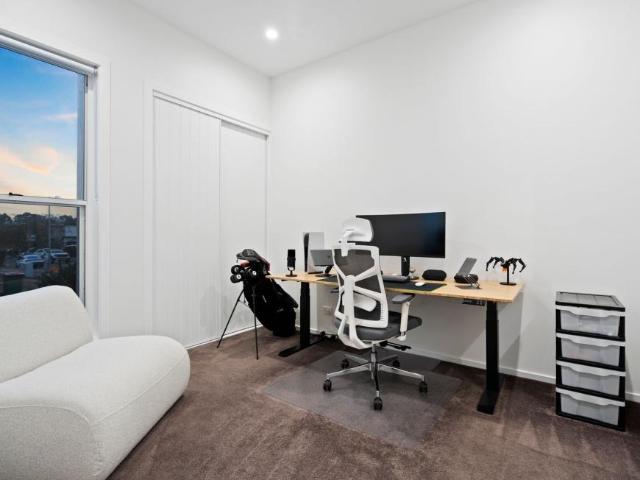 House 5 Bedroom For Rent Thornlands QLD ES106076270