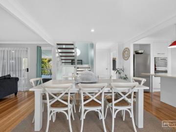 House 5 Bedroom For Rent Yeppoon QLD ES103414773