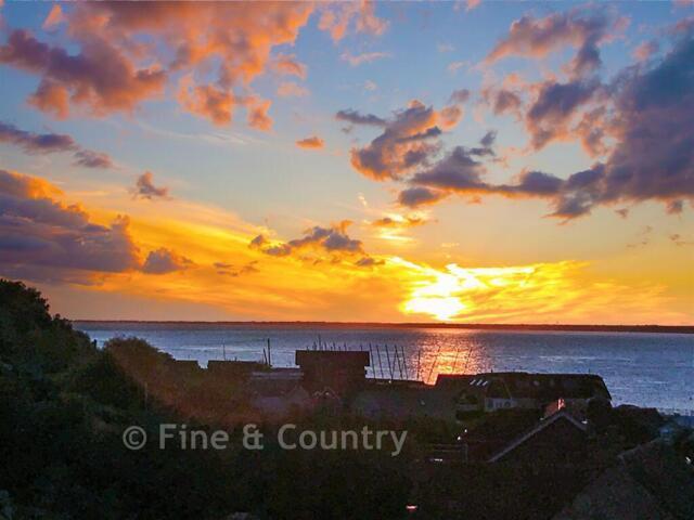 House 5 Bedroom For Sale Cowes Isle Of Wight 995000 ES101677762